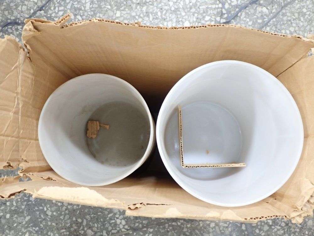 Rubbermaid Storage Containers