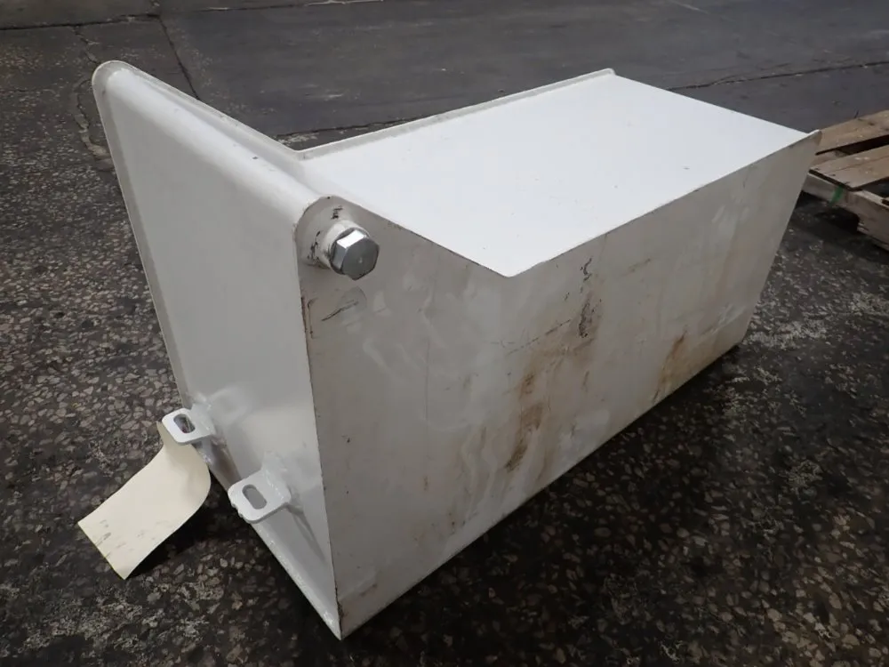 Schroeder Reservoir W/ Valve