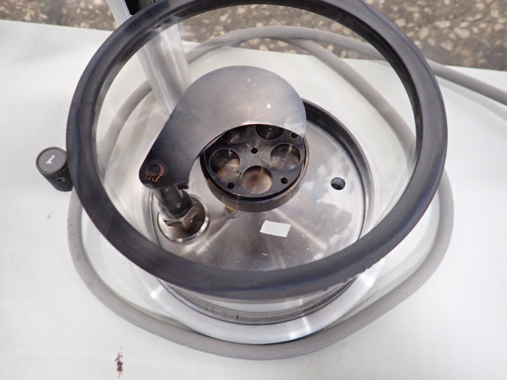 Denton Vacuum Vacuum Chamber