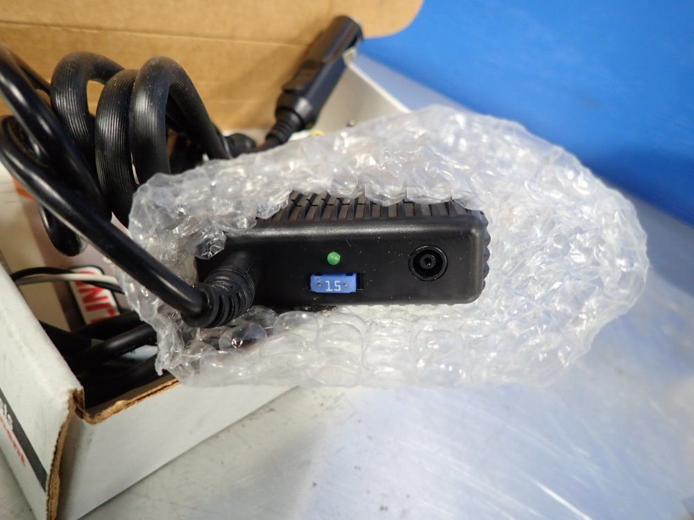 Lind Automobile Adapter