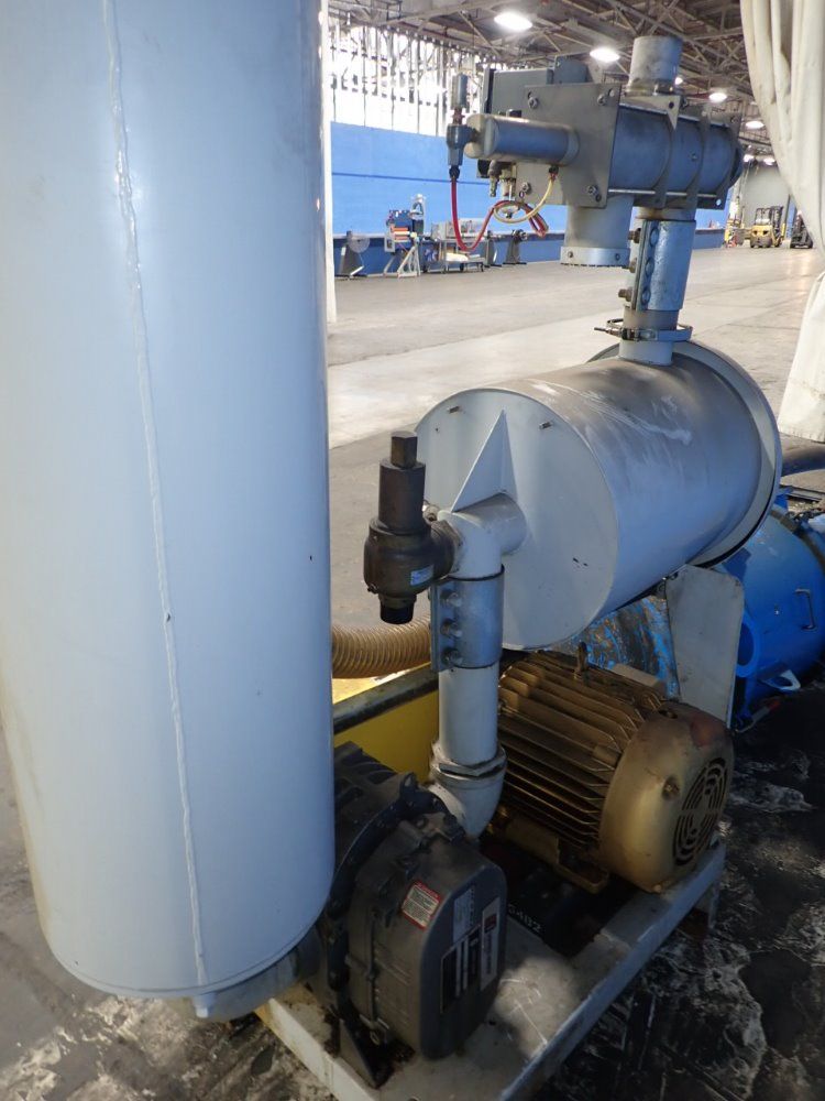 Vac-u-max Vacuum Pump W/ Hoppper