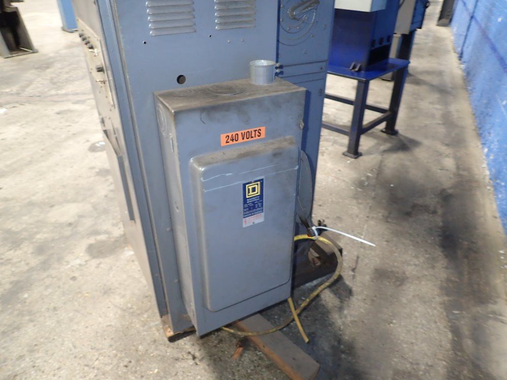 Taylor Winfield Spot Welder