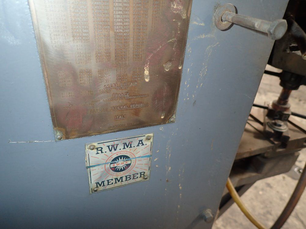 Taylor Winfield Spot Welder