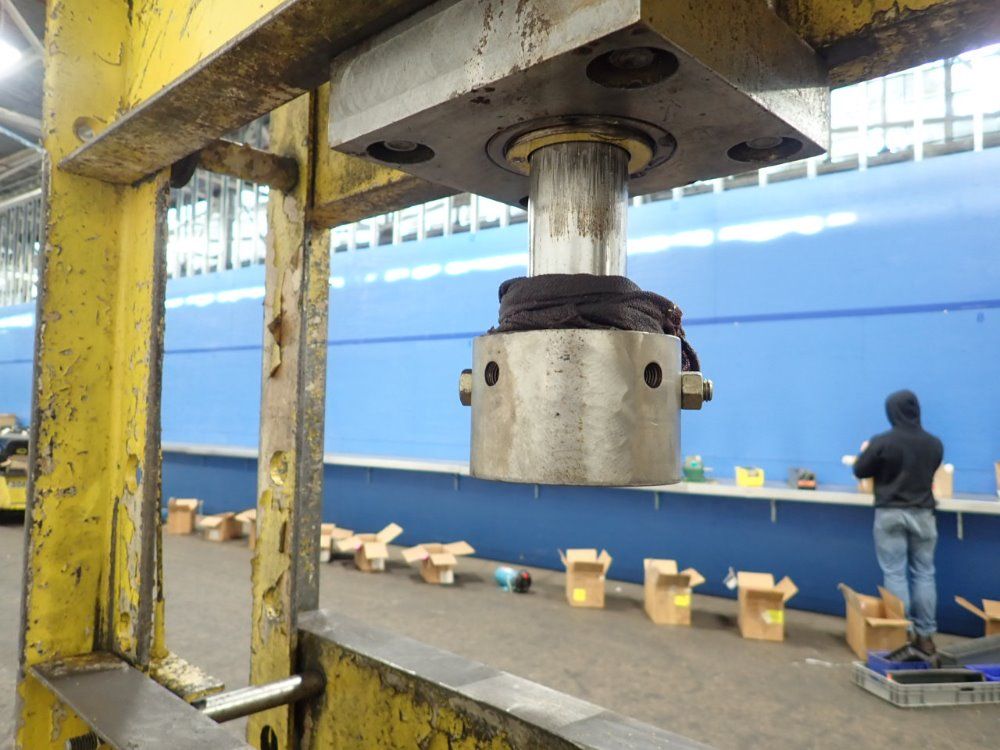 Ram-pac H-frame Press