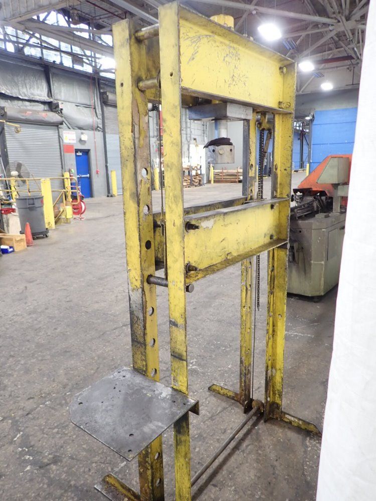 Ram-pac H-frame Press