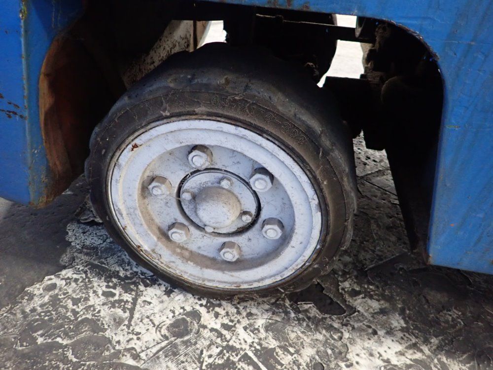 Clark Propane Forklift