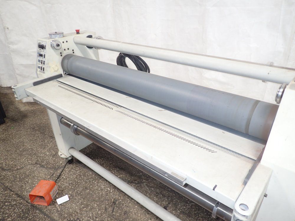 Hunt/seal Laminator