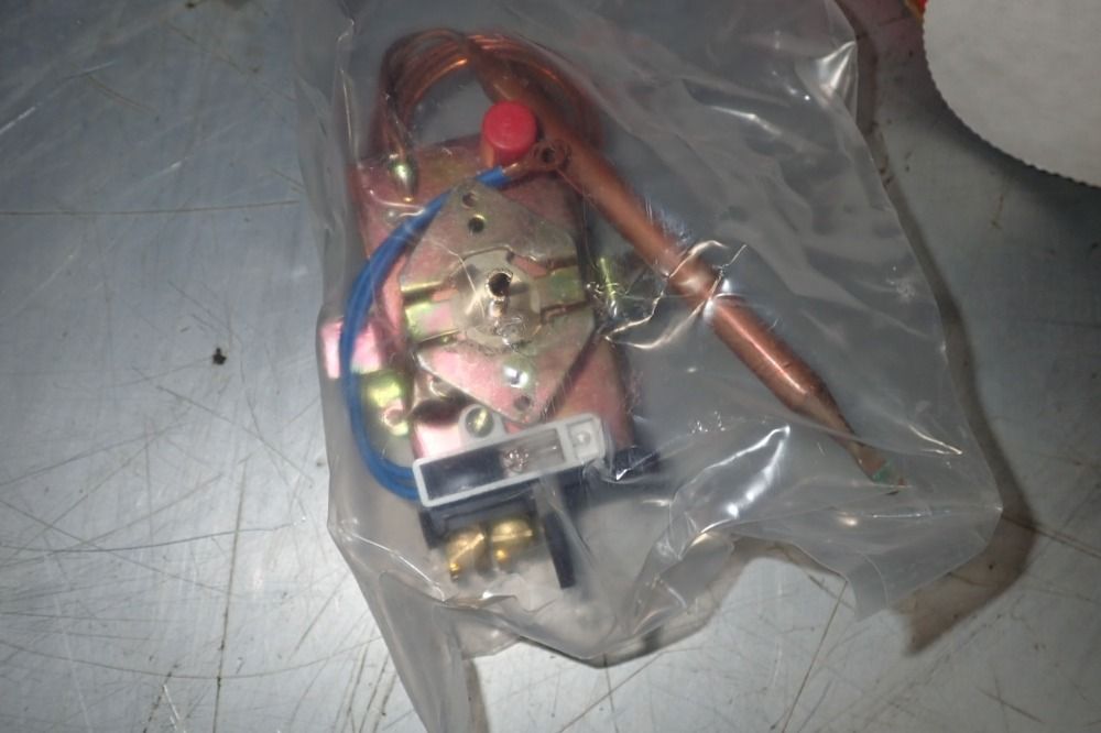 Robertson Electric Thermostat