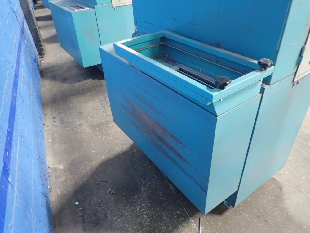 Beck Down Draft Table