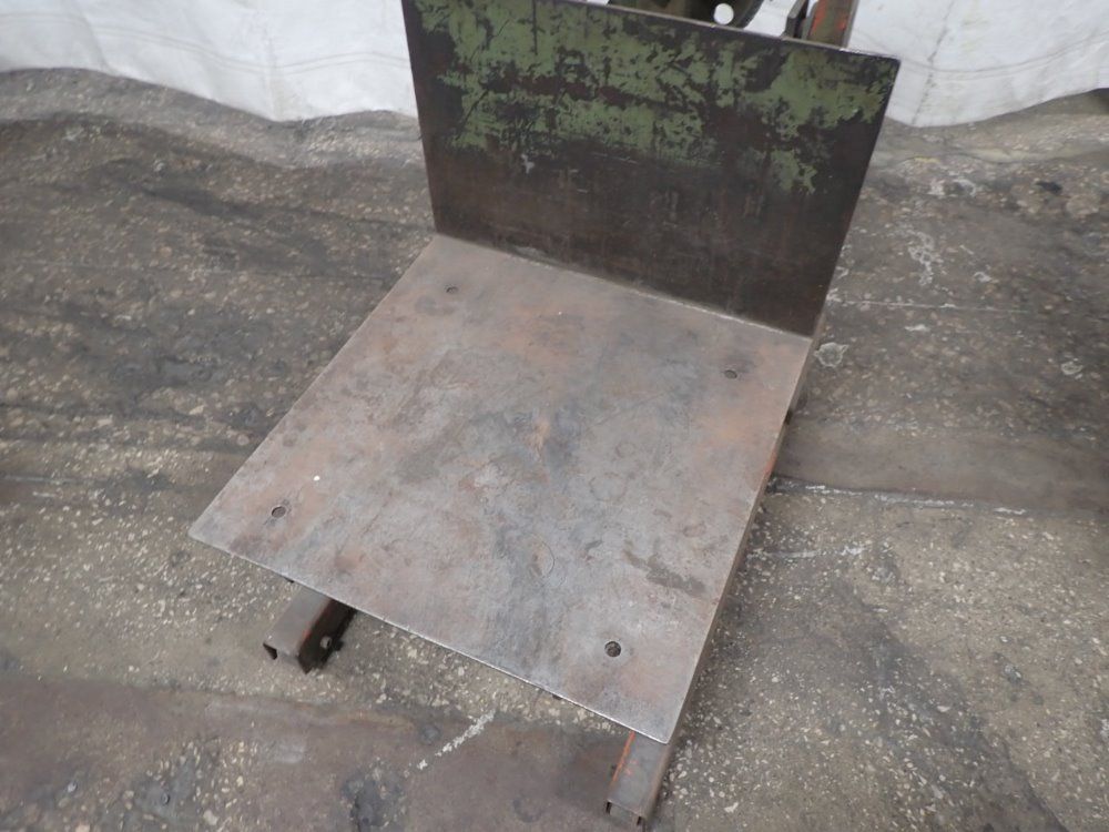 Economy Engineering Lift