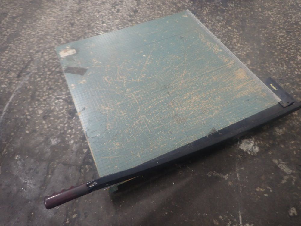 Premier Paper Cutter