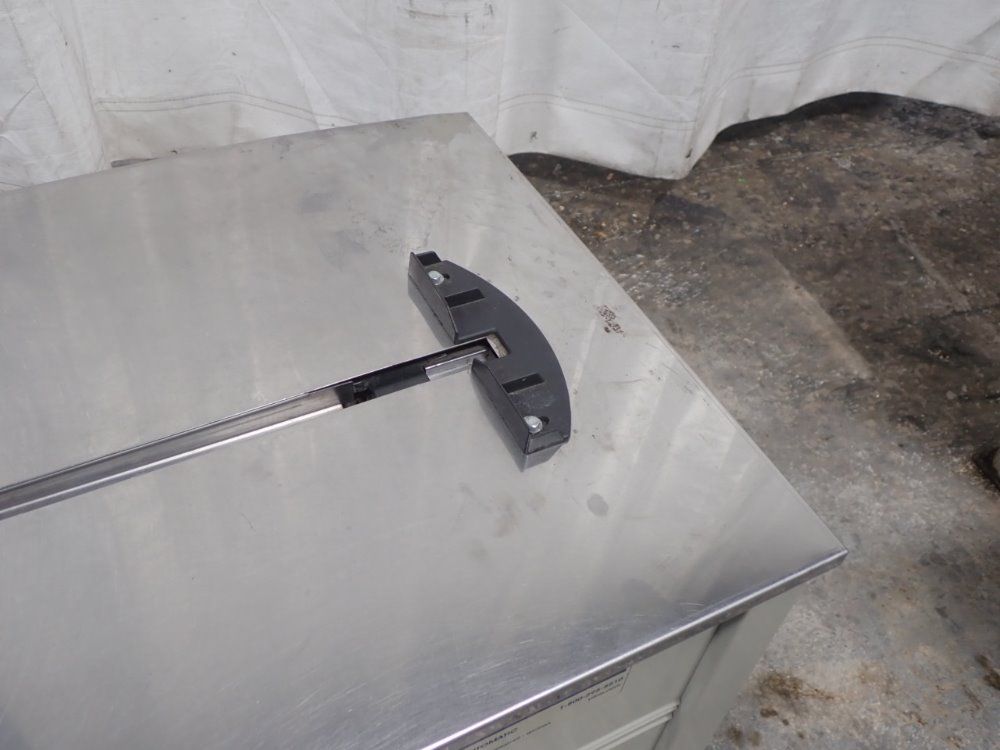 Uline Strapping Machine