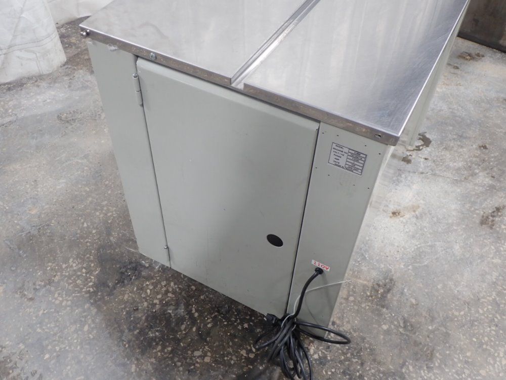 Uline Strapping Machine