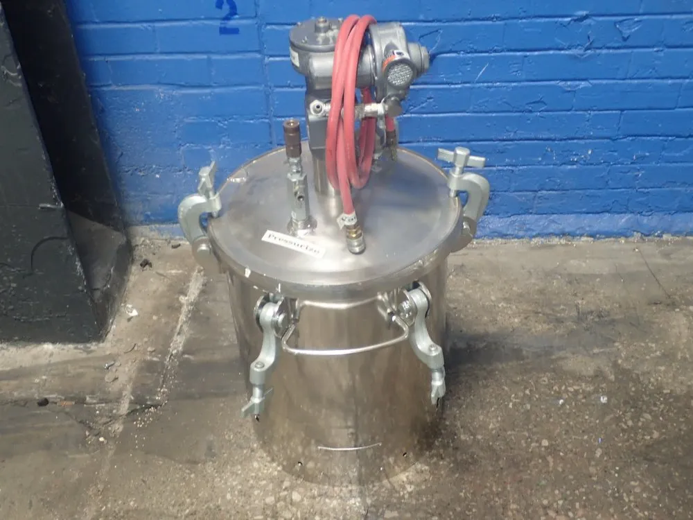 Lagrange/ Binks S/s Paint Pot