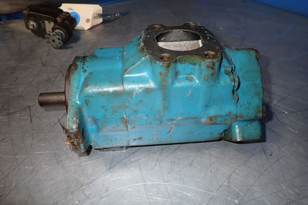 Sperry Vickers Hydraulic Pump