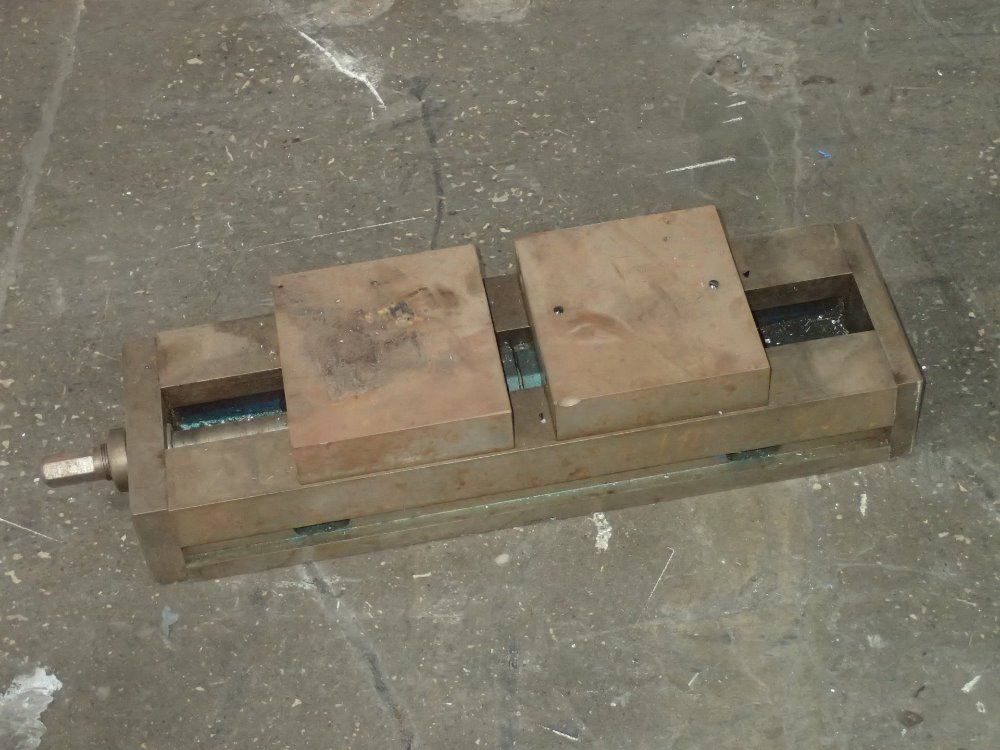 Precision Machine 6" Vise