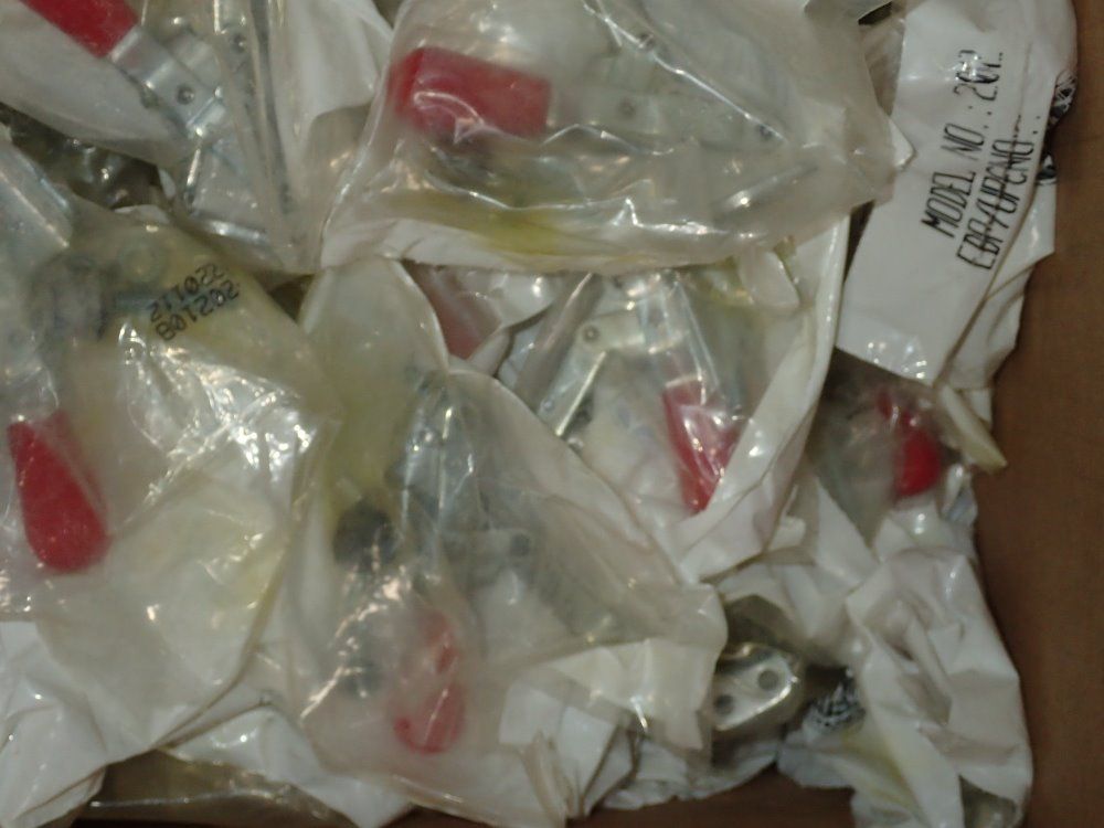 Destaco Flange Isolator