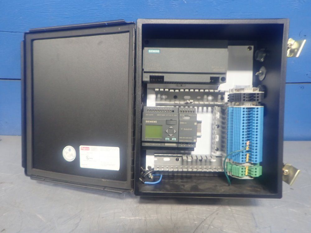 Hoffmann / Siemens Electrical Enclosure / Electrical Components