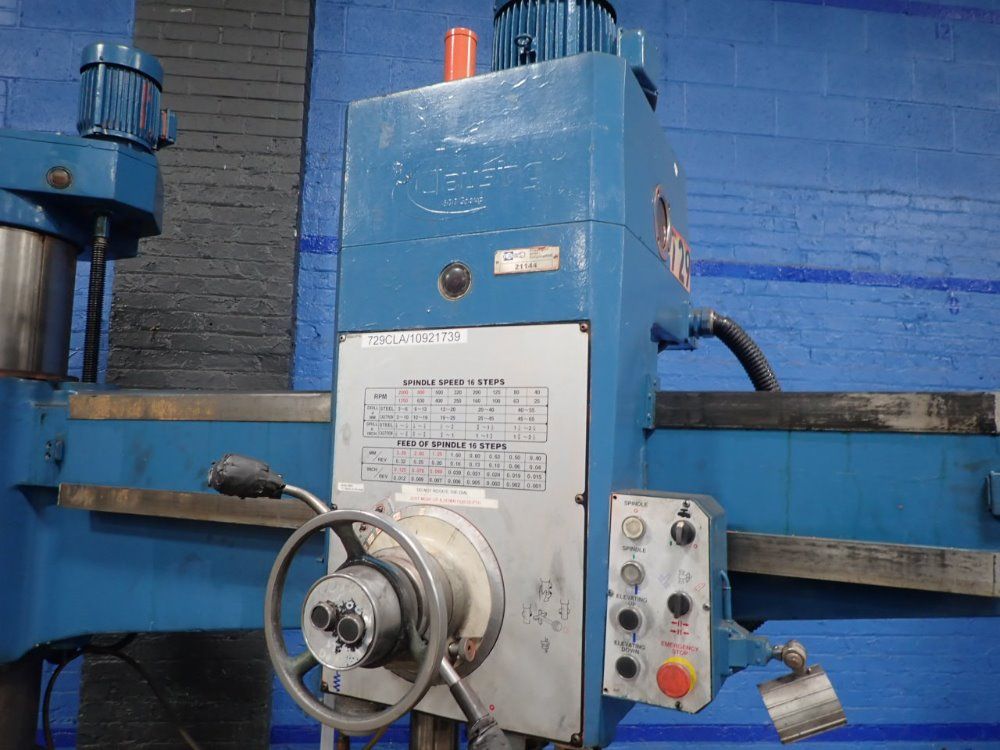 Clasuing Radial Arm Drill