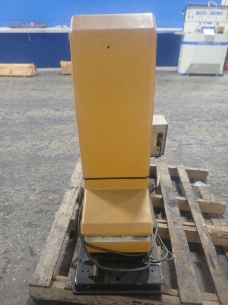 Kennametal / Erickson Tool Presetter