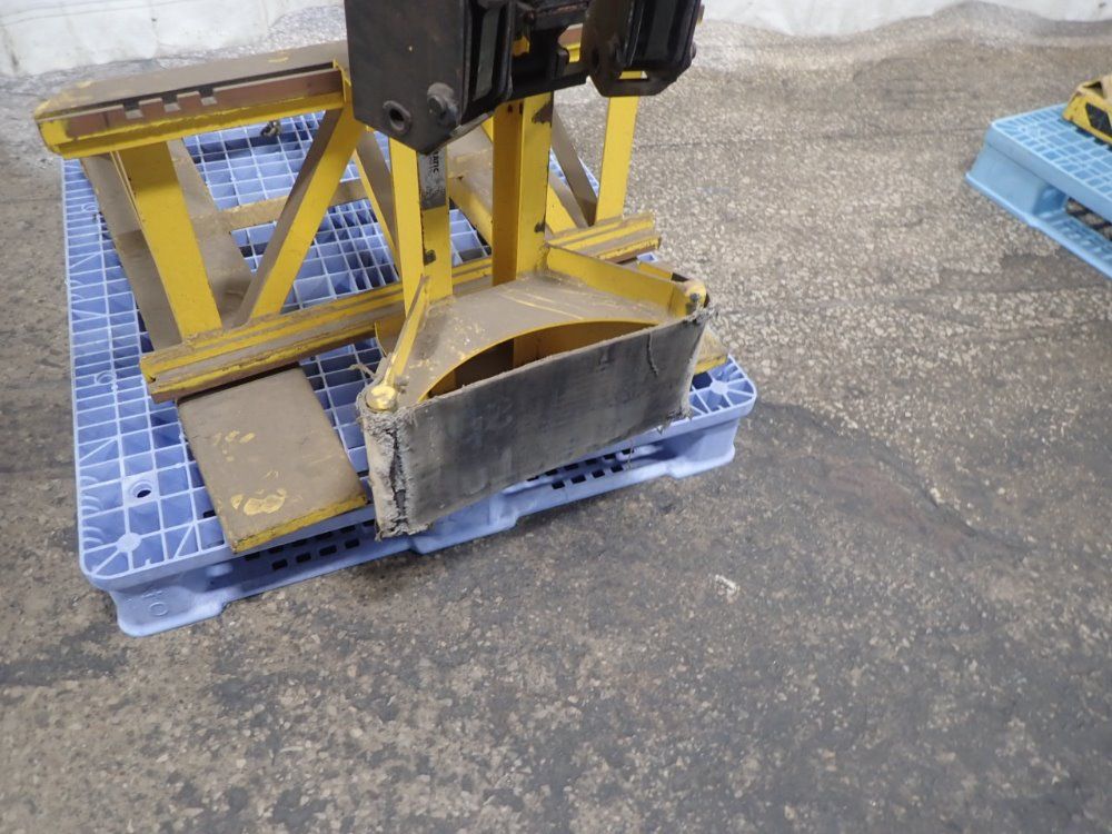 Liftomatic Drum Handler