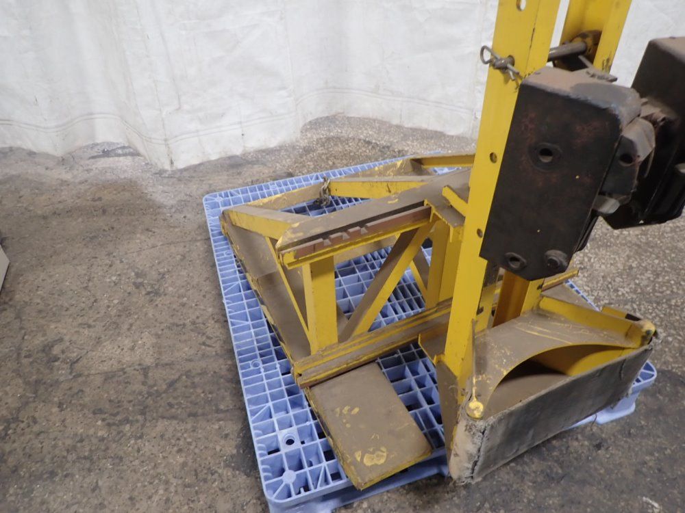 Liftomatic Drum Handler