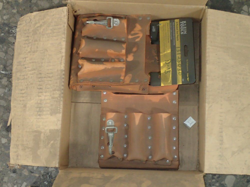 Klein Tools 6 Pocket Pouch