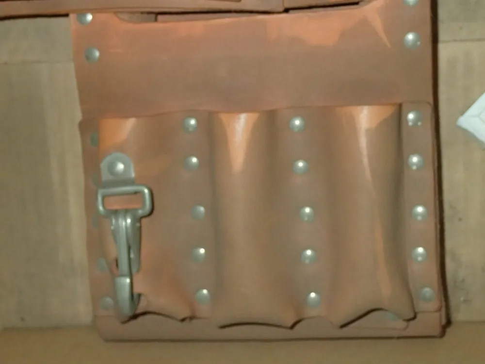 Klein Tools 6 Pocket Pouch