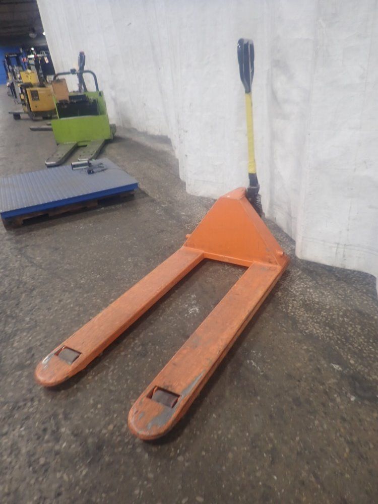 Central Hydraulics Pallet Jack