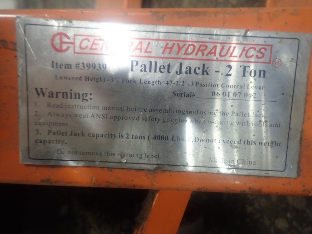 Central Hydraulics Pallet Jack