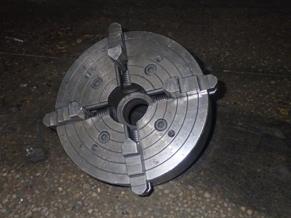 Buck Tools 4 Jaw Chuck