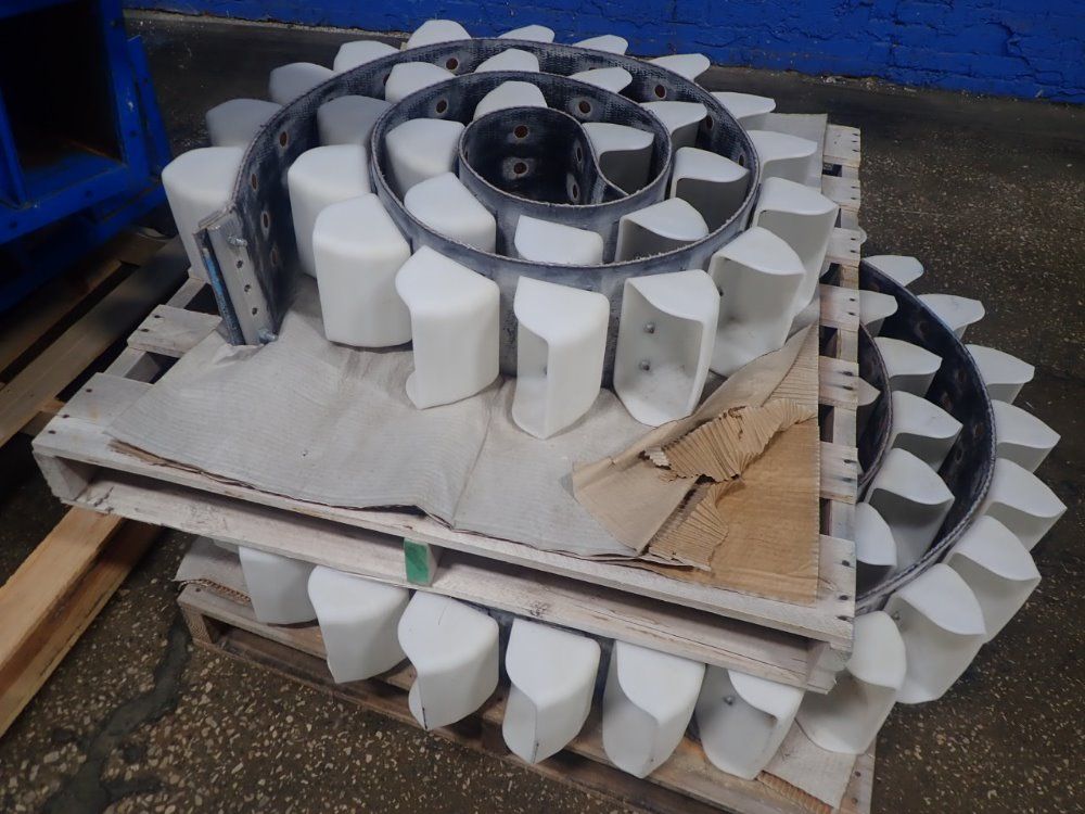 Universal Material Handling Elevator