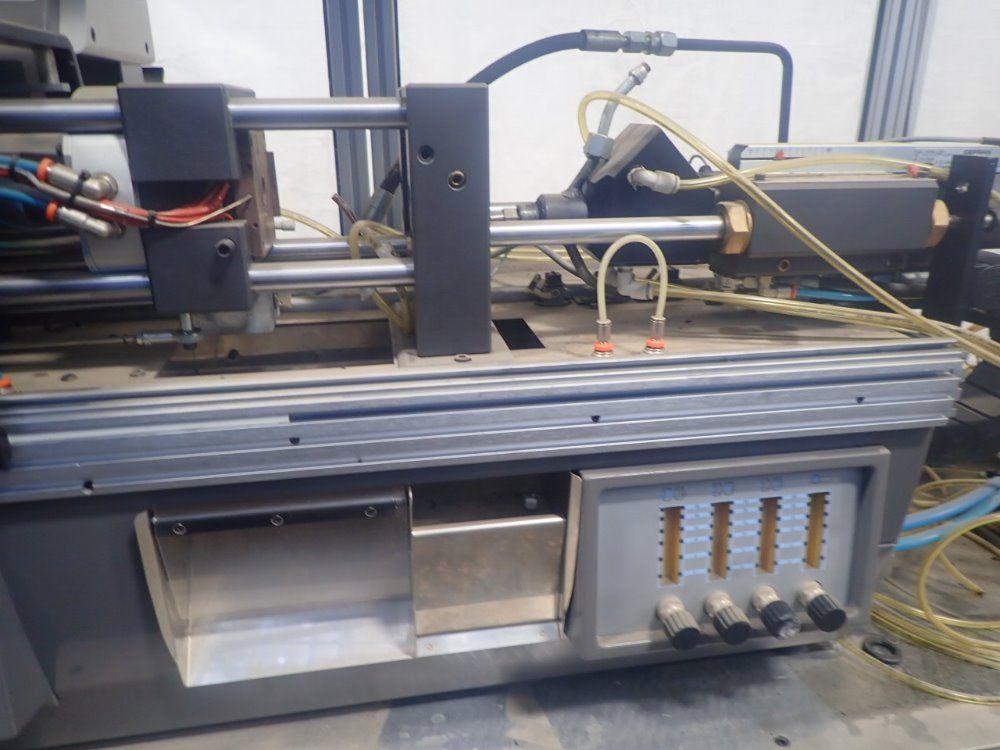 Rutil Technomini Injection Molder - Technomini