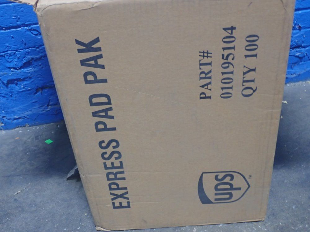 Ups Express Pad Paks