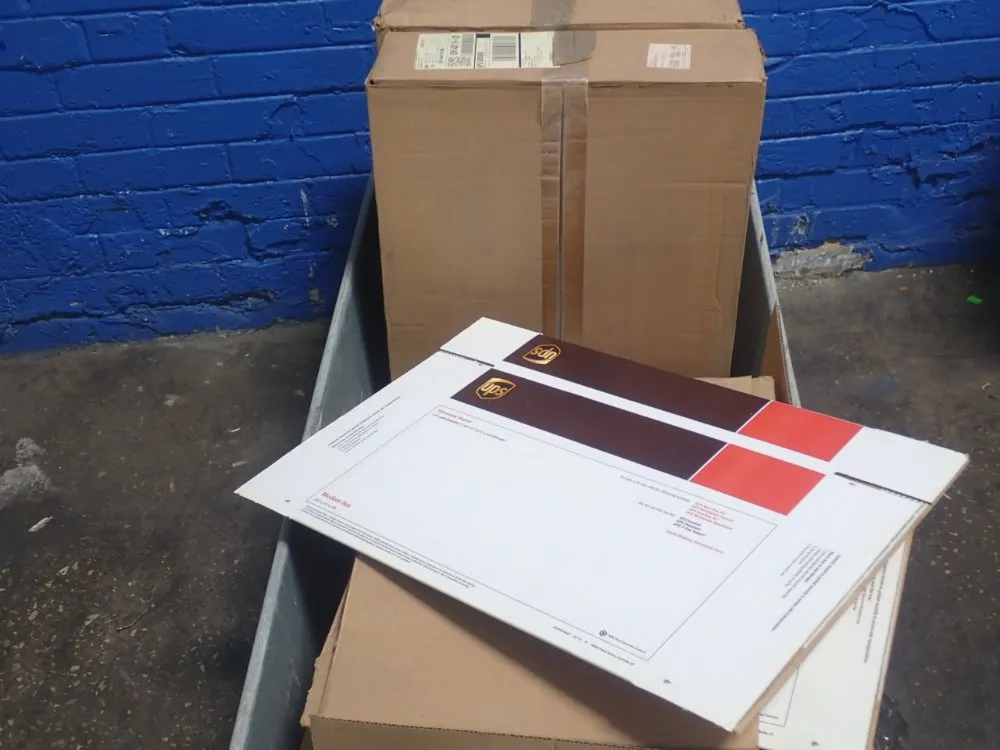 Ups Small And Medium Boxes