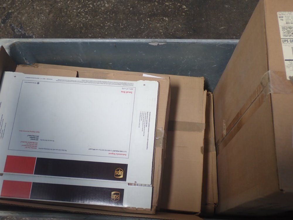 Ups Small And Medium Boxes