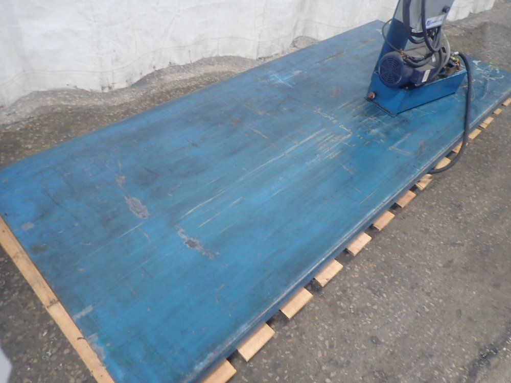 Advance Products Lift Table