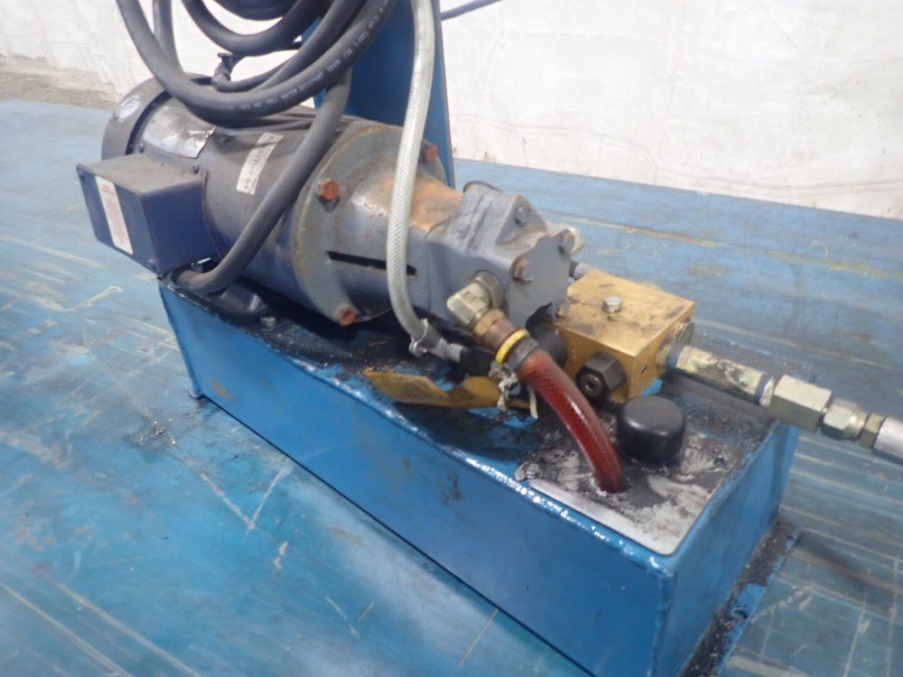 Advance Products Lift Table