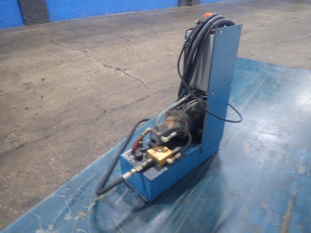 Advance Products Lift Table