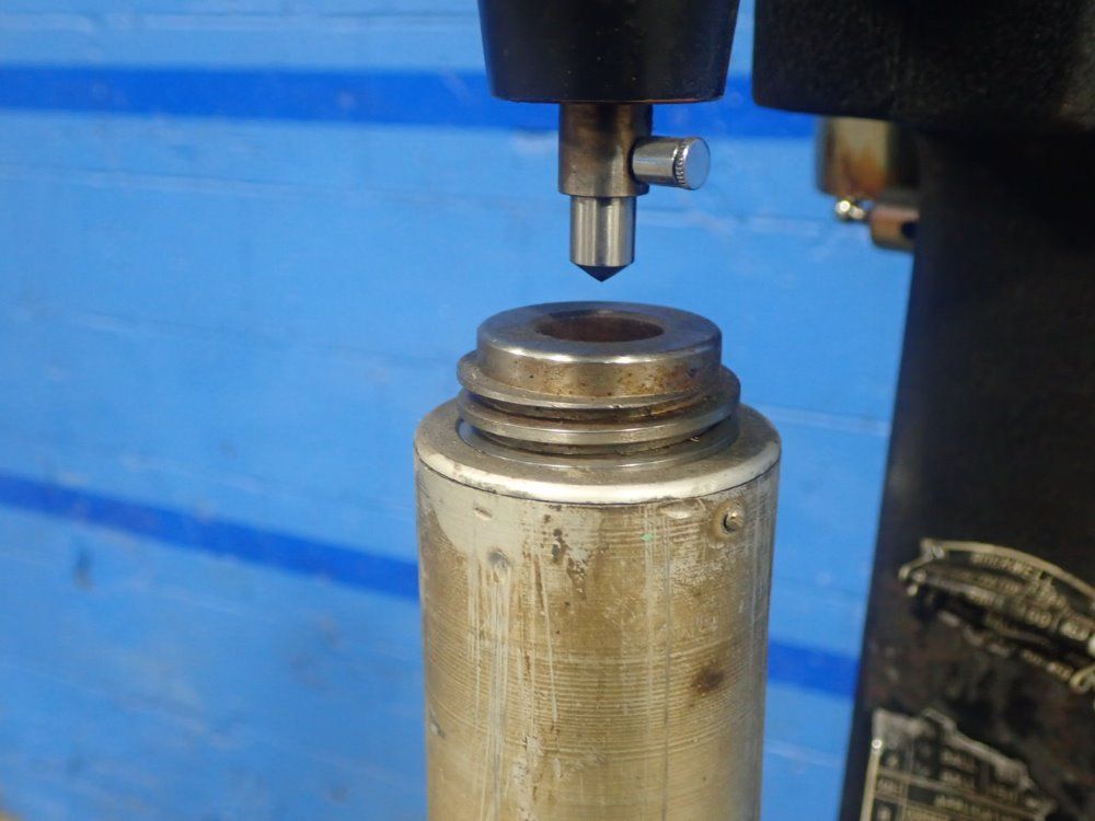 Burtpn/oka-seiki Hardness Tester