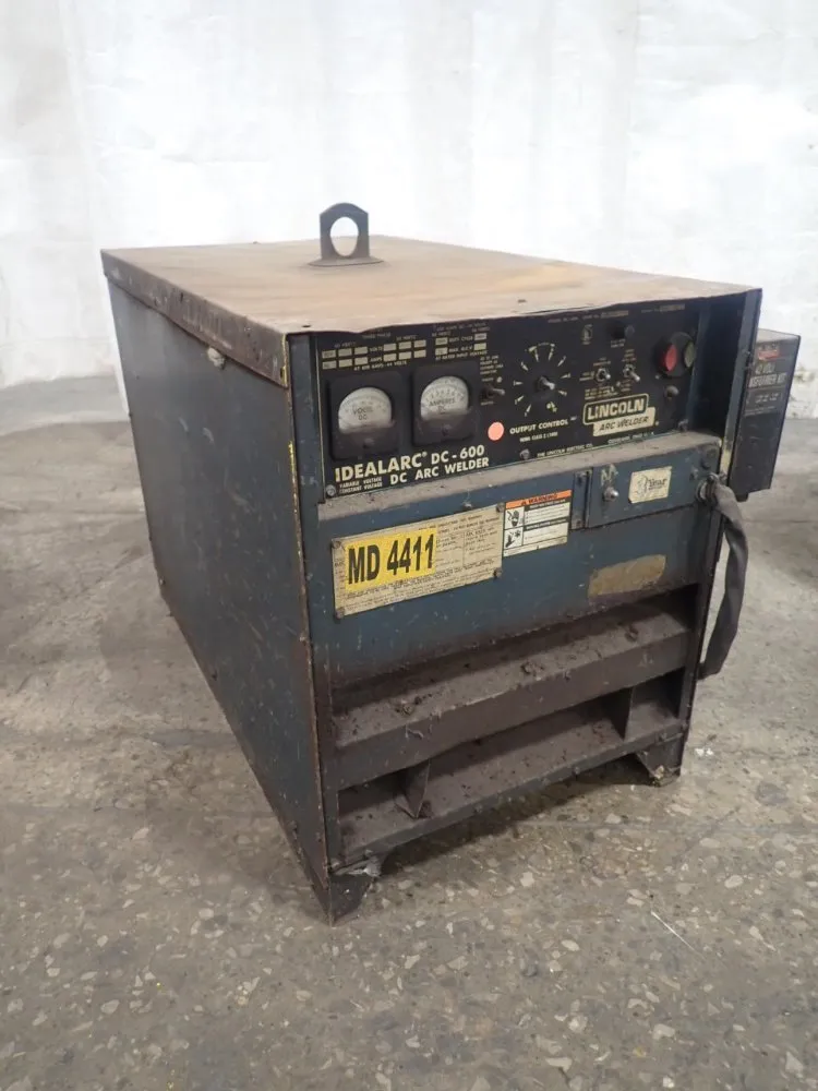 Lincoln Electric 600 Amp Ideal Arc Dc-600 Welder - Ideal Arc Dc-600