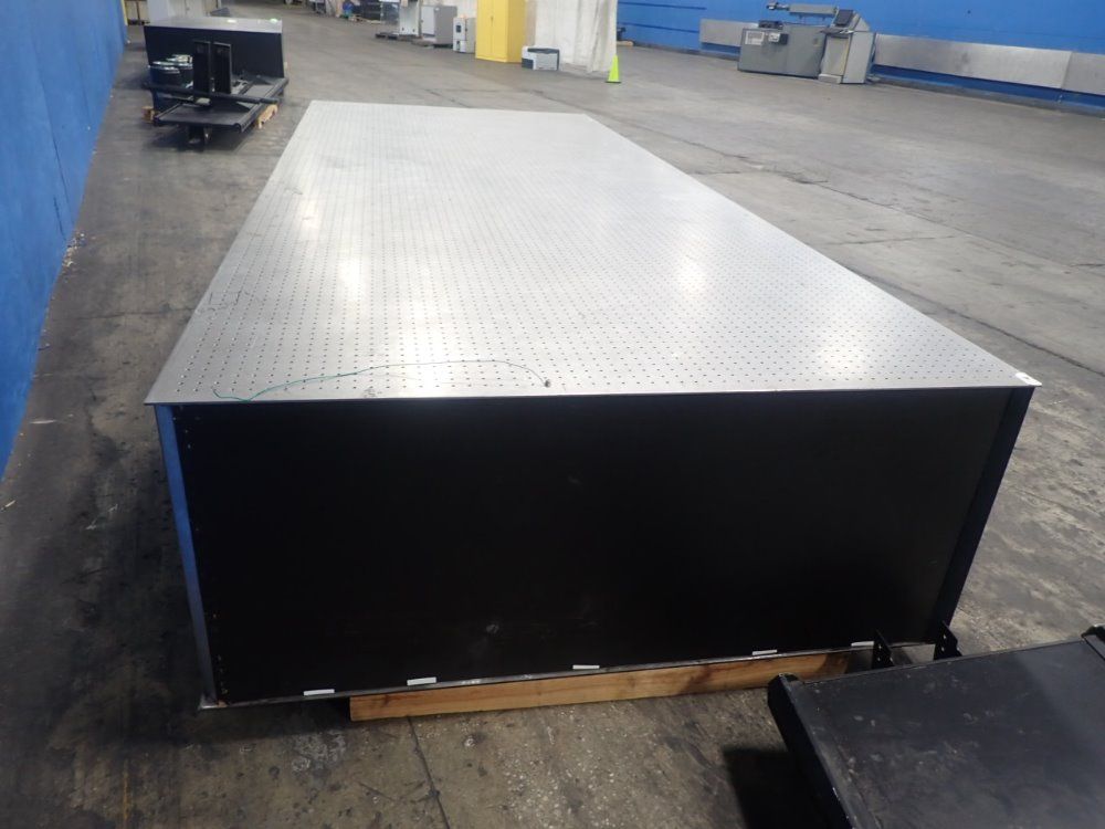 Newport 59" X 144" Optical Isolation Table - Rs 4000