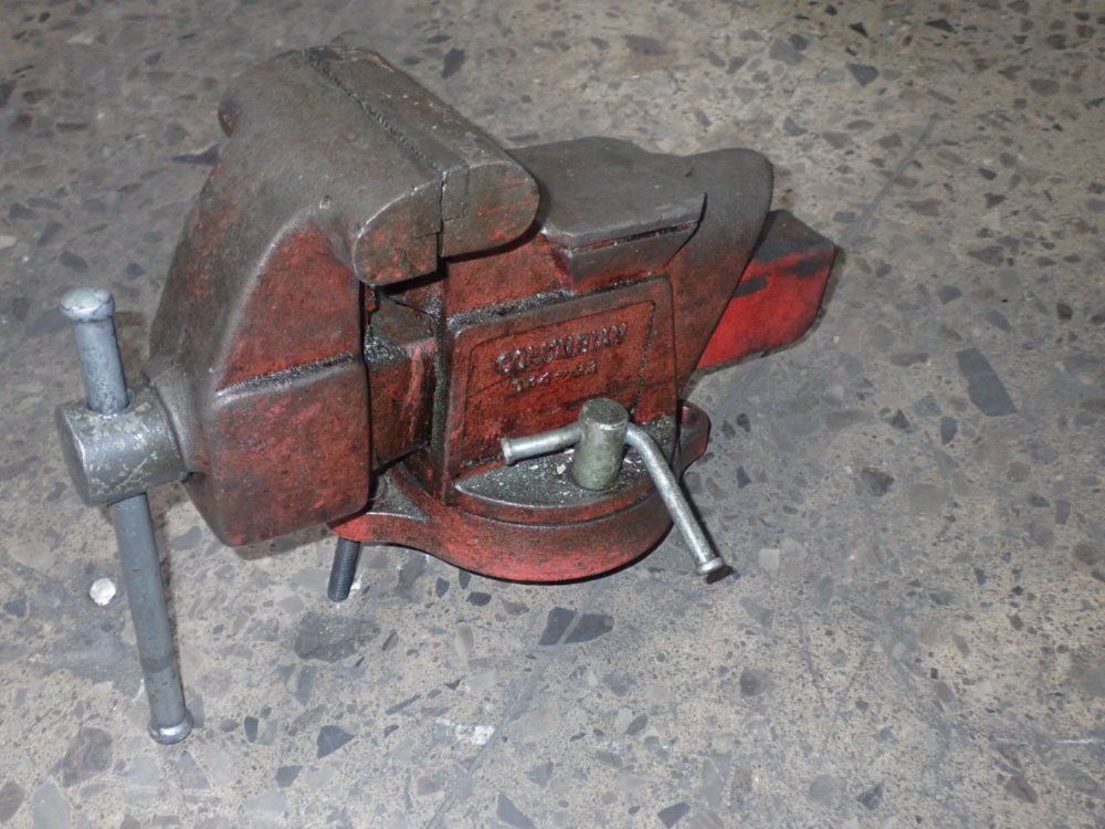 Columbian Vise