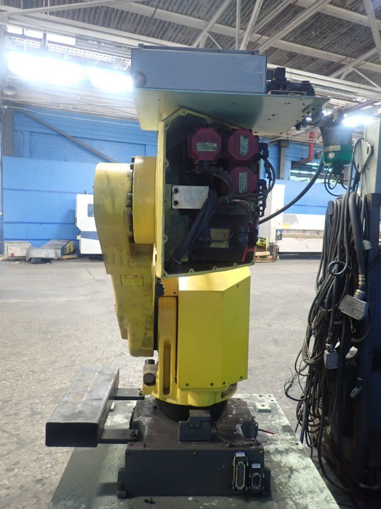 Fanuc M-710ib/45e Robot - M-710ib/45e