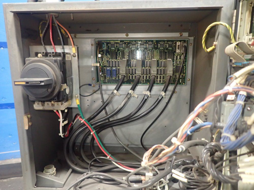 Fanuc M-710ib/45e Robot - M-710ib/45e