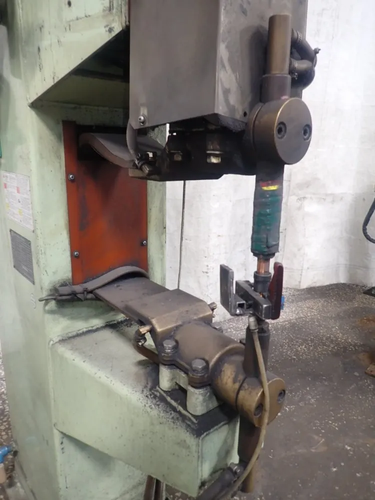 Dengensha Spot Welder