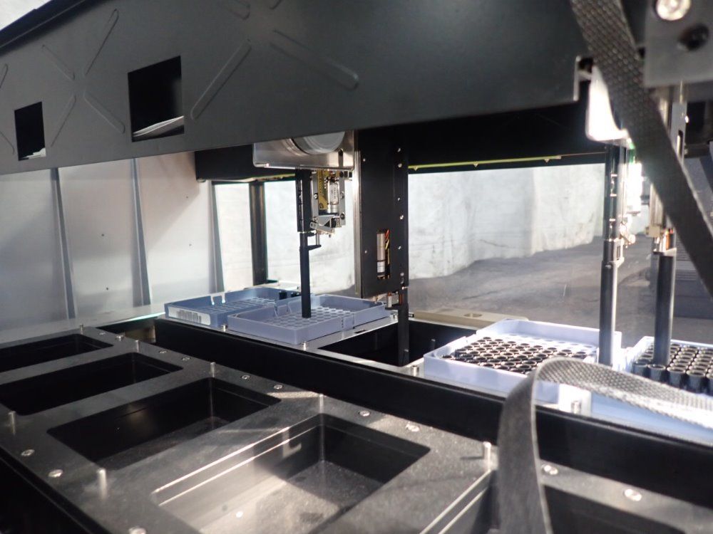 Hamilton Hamilton Starlet Automated Liquid Handler