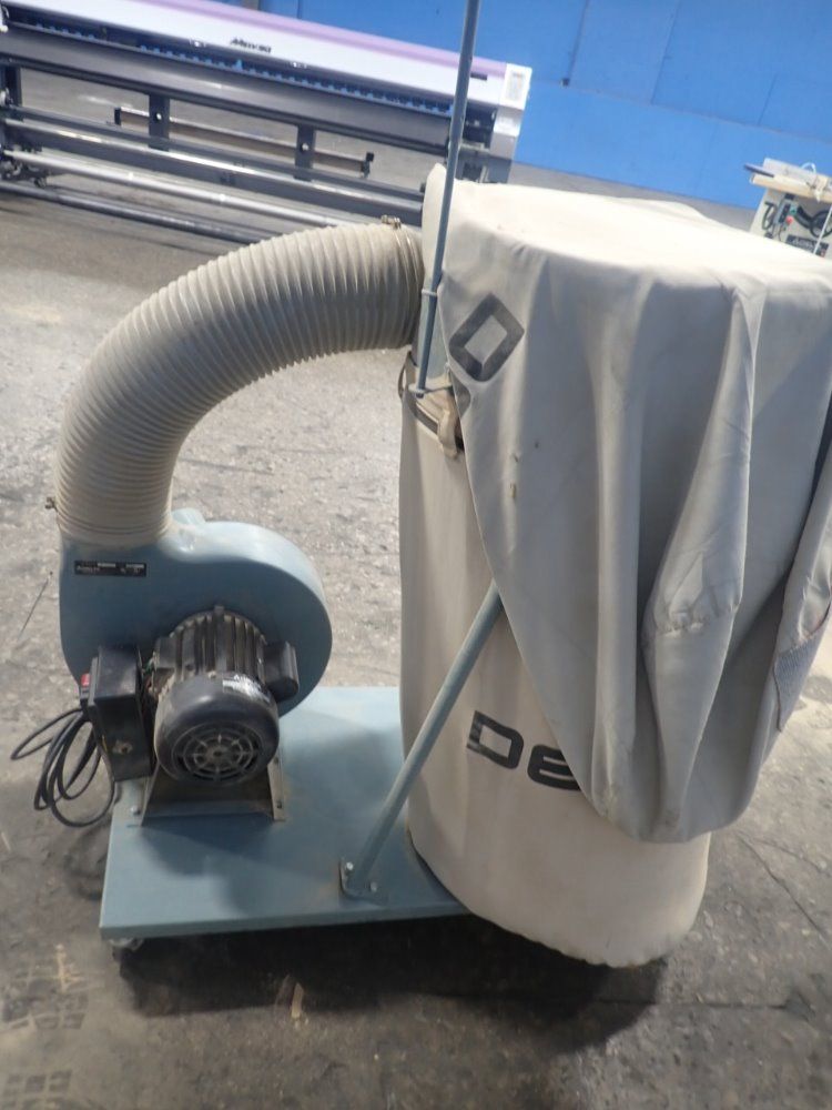 Delta Dust Collector
