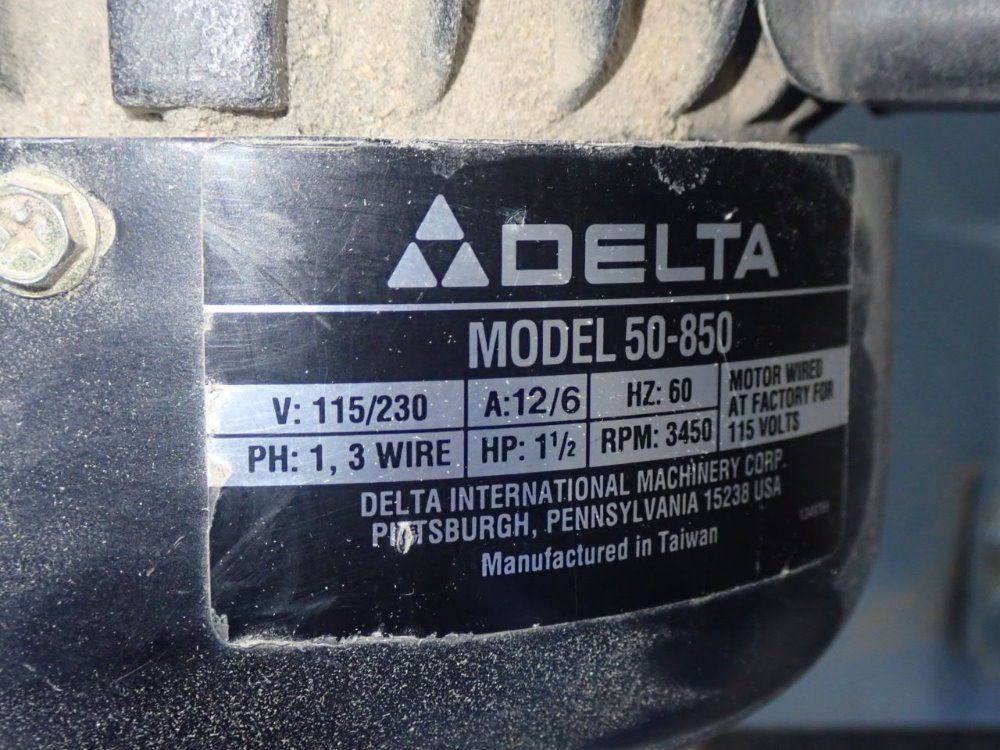 Delta Dust Collector