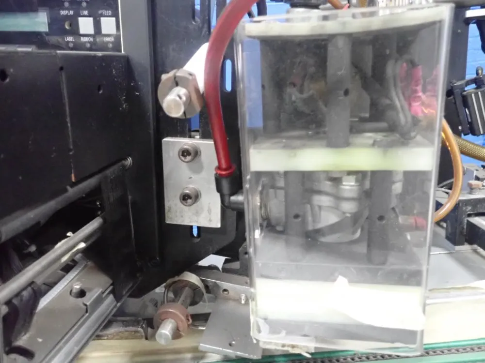 Avery Dennison Datapply 900/215 Labeling Machine - Datapply 900/215